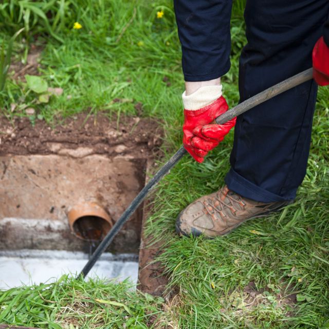 ontstoppingsdienst-in-geel 2 ontstoppingsdienst in geel -